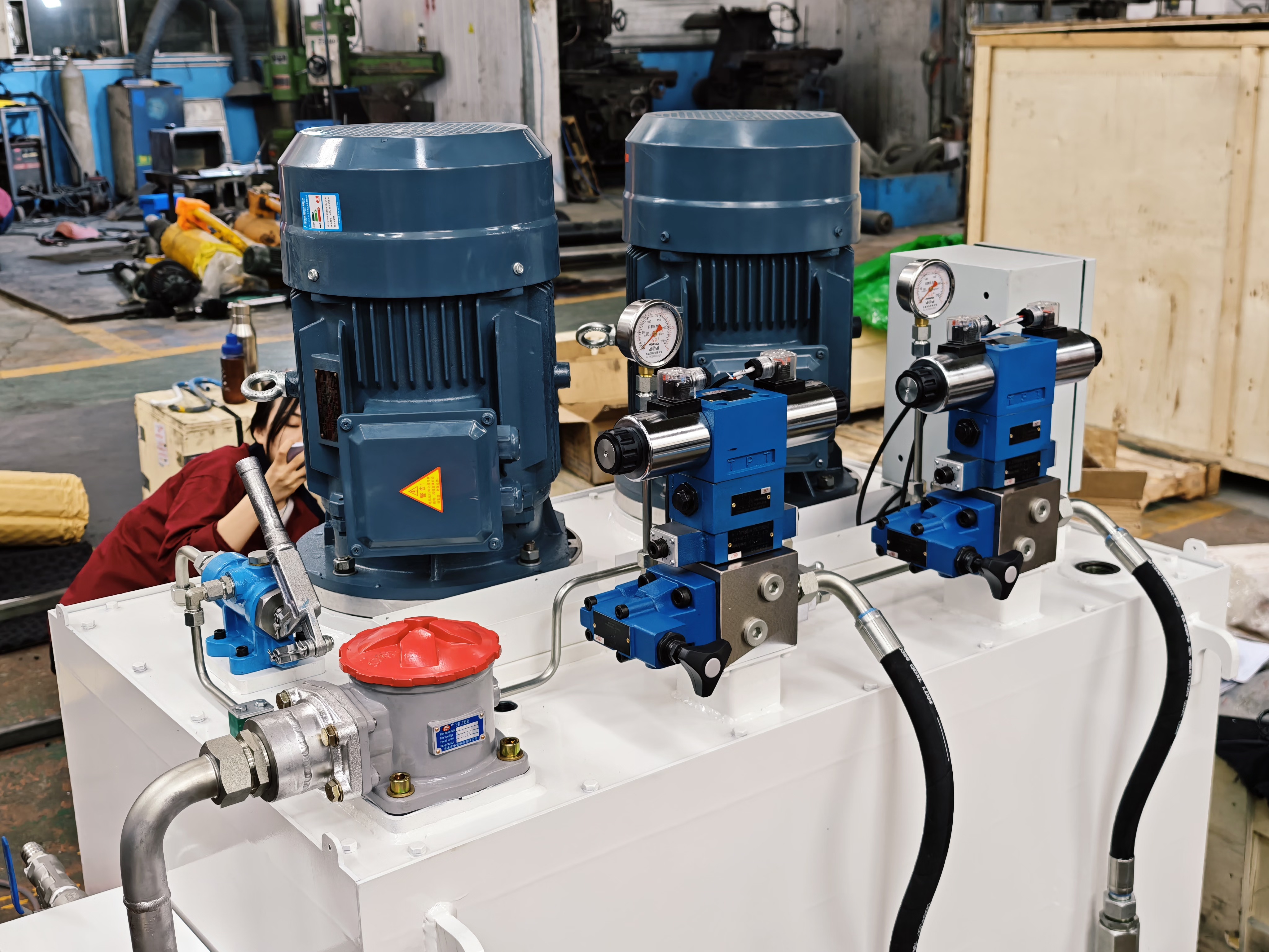 液壓系統(tǒng) 液壓系統(tǒng)